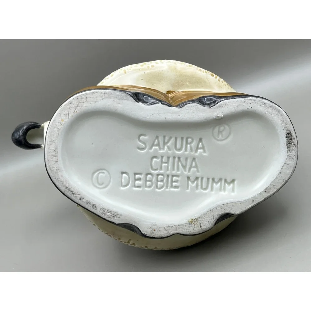 Debbie Mumm Sakura Santa Claus‎ Teapot Ceramic Christmas Holiday Decor 6.5